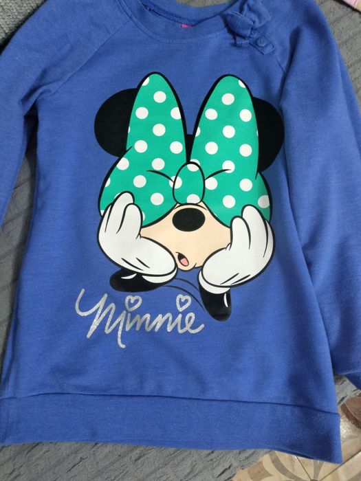 Se dau aceste bluze minunate rămase de noi mici