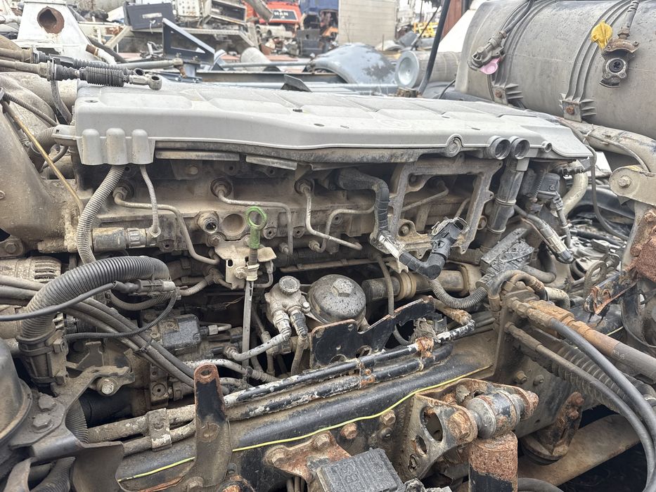 Chiulasa motor Man 440