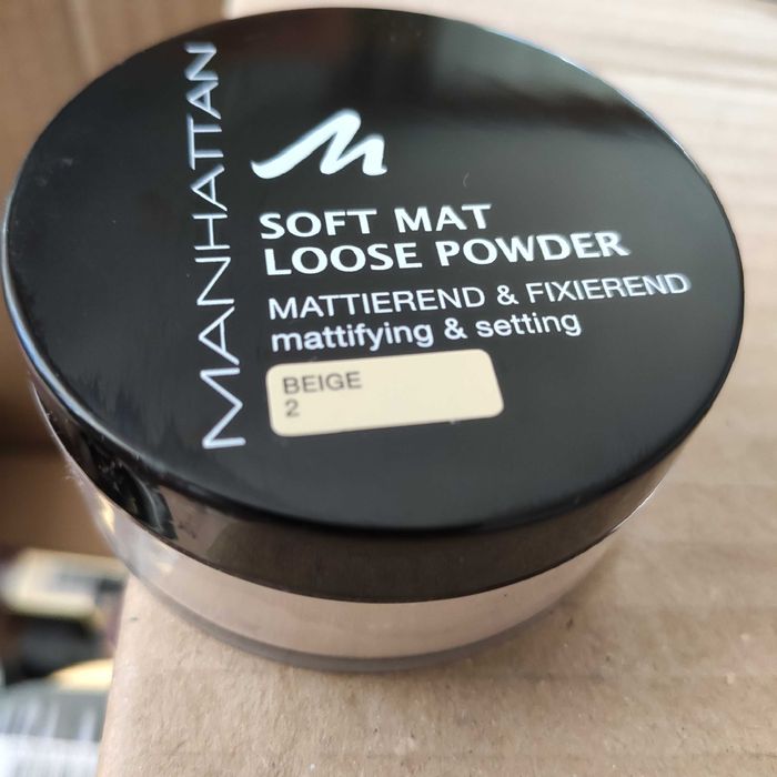 Пудра за лице Manhattan матираща