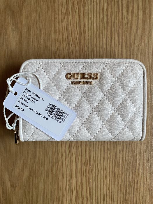 Guess портфейл - неизползван
