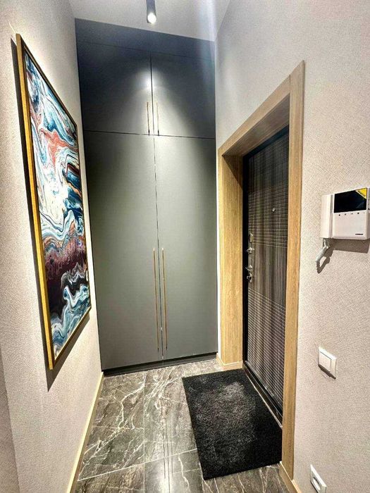 Срочно ! Сдам 2х комнатную кв-ру 2\3\4 на Айбек  ор-р Шохмедцентер  Р7