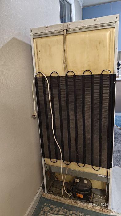 Холодильник INDESIT