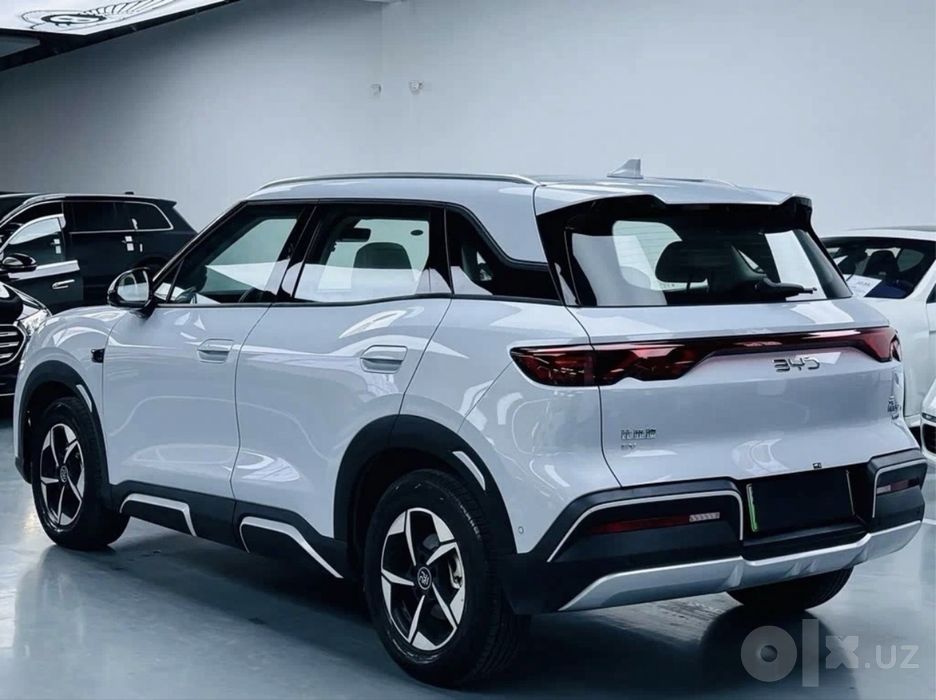BYD Yuan UP EV очень хорошем комплектации
