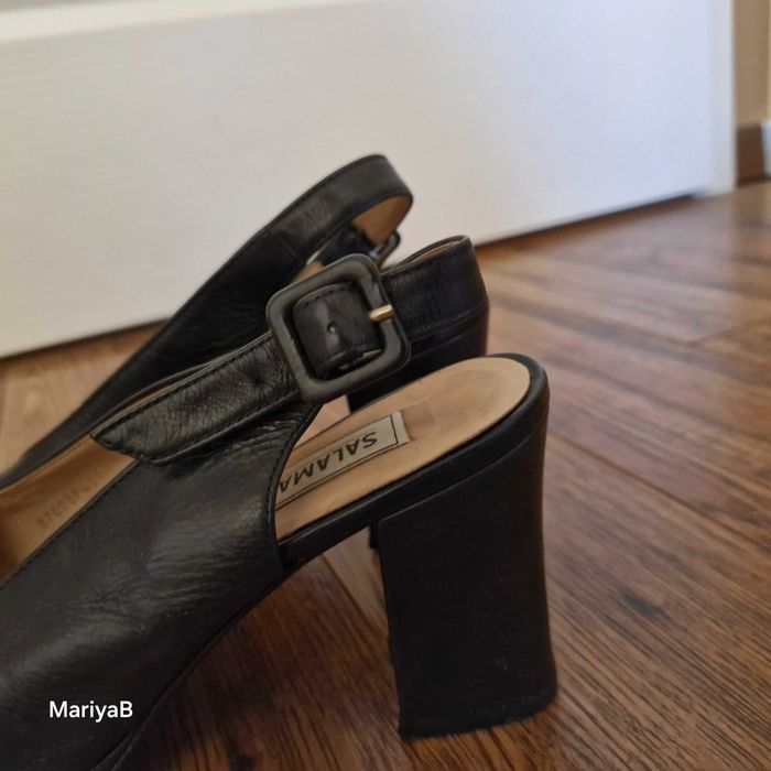 Елегантни сандали на ток Salamander