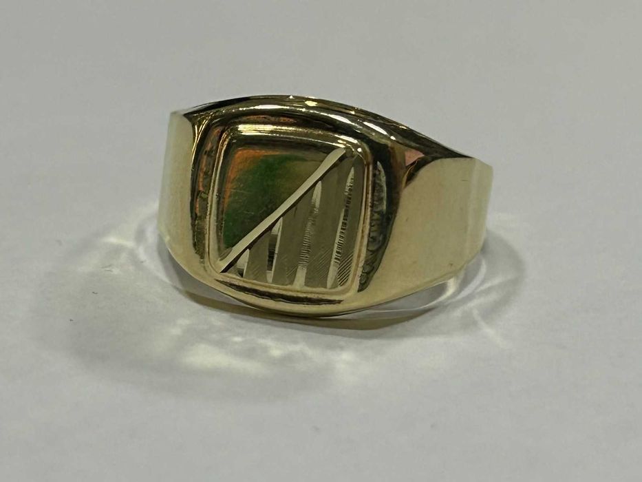 Златен пръстен 14 К 585 /3,28 гр.