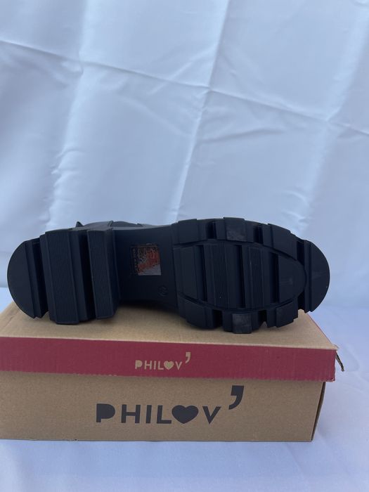 Дамски черни боти