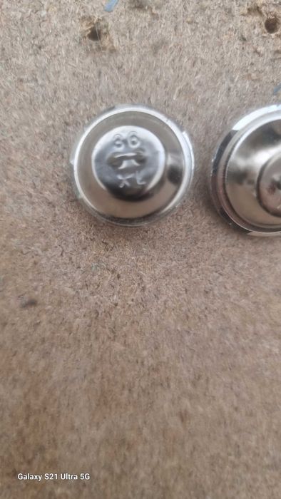 Nasturi sticla tapiterie