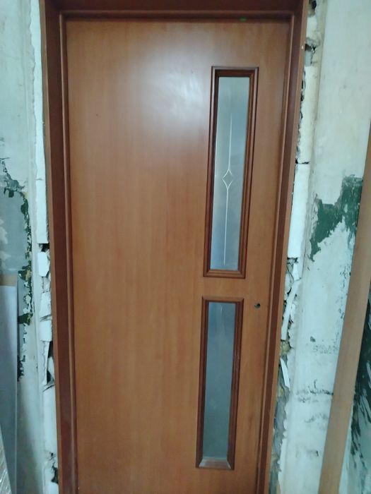 Продаю межкомнатные двери, б/у.