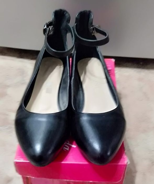 Туфли женские продам