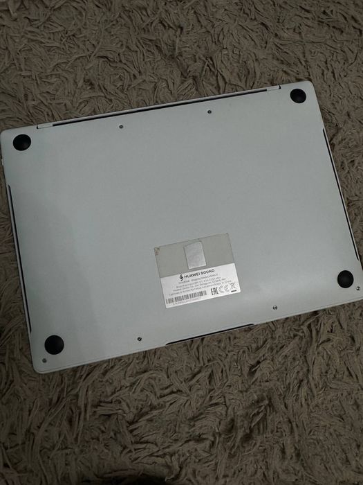 Продаю Huawei MateBook X Pro 2024.