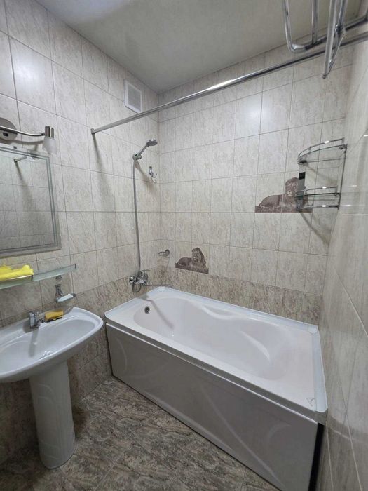 Продаю квартиру.Юнусабад 15  Метро туркистон  2/3/4 Ипотека есть