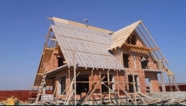 Acoperisuri și Mansarde