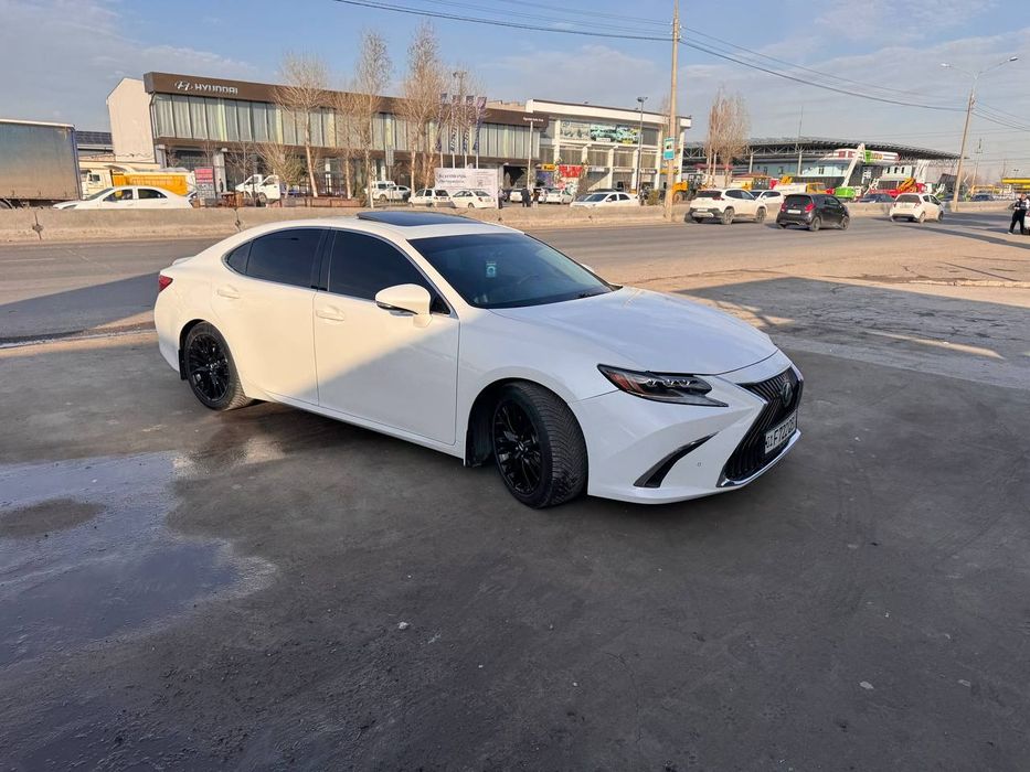 Srochna Lexus ec 250 restaln sotiladi