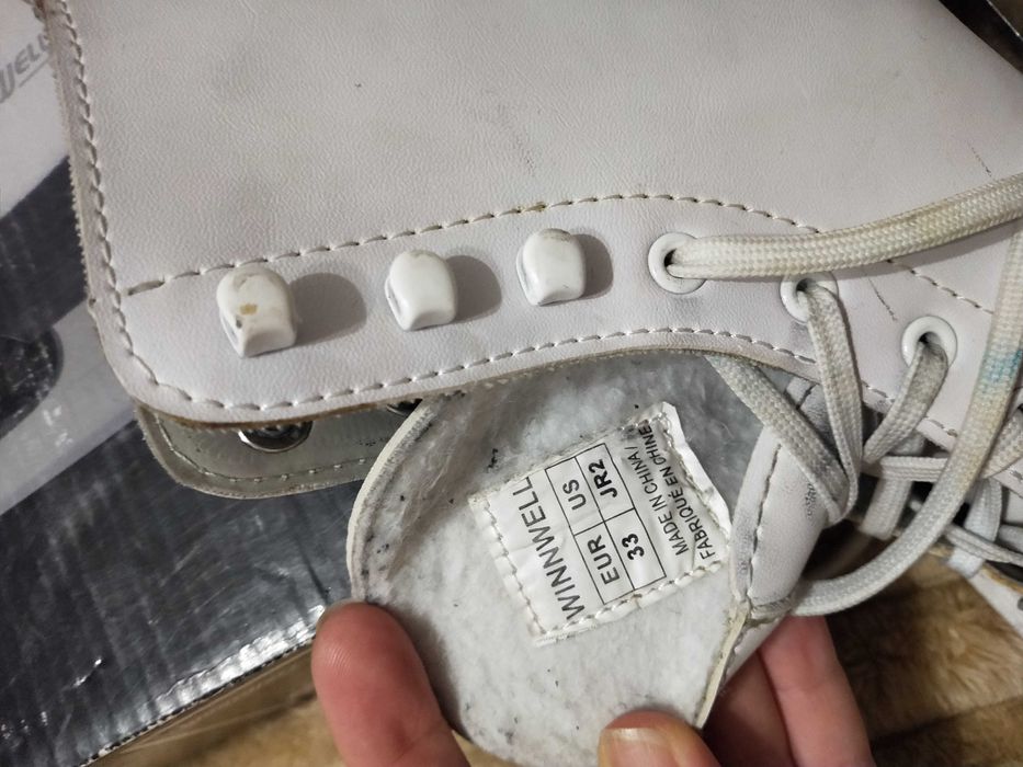 Коньки 33 размера