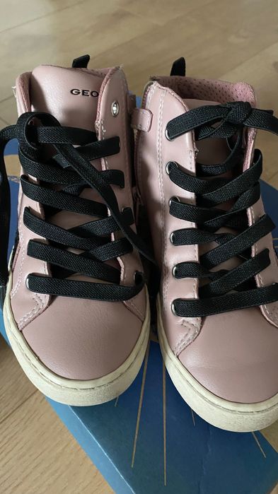 Продам кеды детская