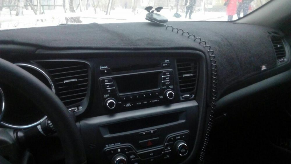 Коврик на панель(приборов)