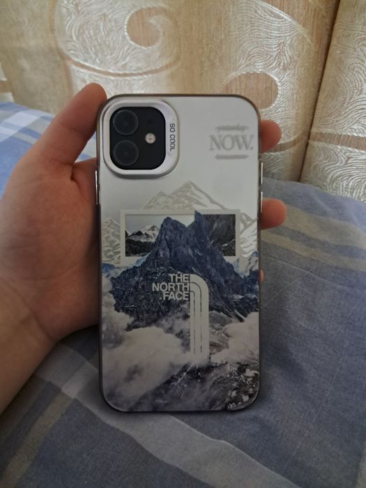 Продам Айфон 11 черный