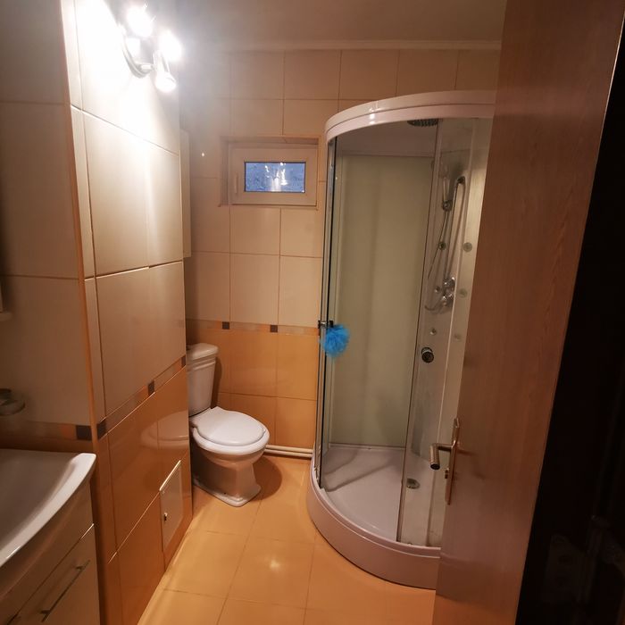 Inchiriez apartament  Buzau zona centru