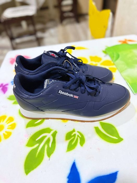 Reebok кроссовки