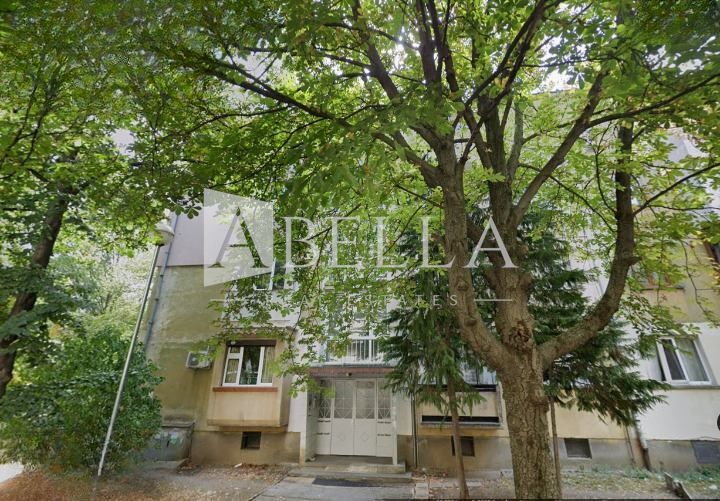 Продава се Тристаен апартамент в София, Белите брези - 87 кв.м за 2817 €/кв.м - Снимка #1