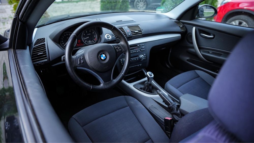 BMW 1 Series 2009 — imagine 5