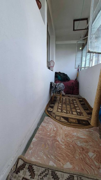 Garsoniera cf 1 in Onesti    langa piateta,   etaj 2.   0757.678.898