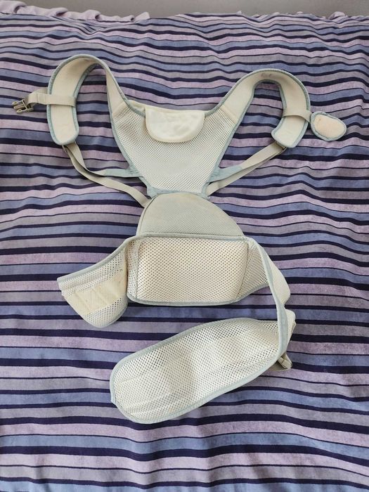 Ергономична раница тип Hip Seat за удобно носене на бебе от 6м до 15кг