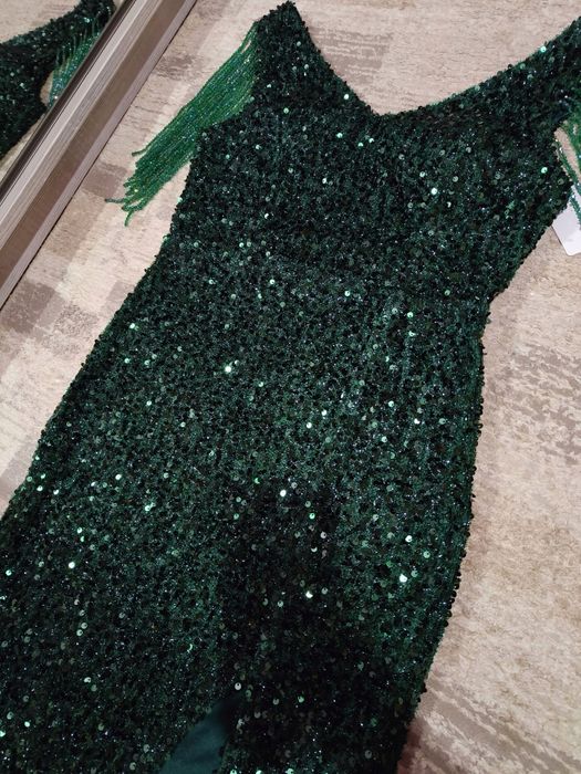 Rochiță nouă superbă