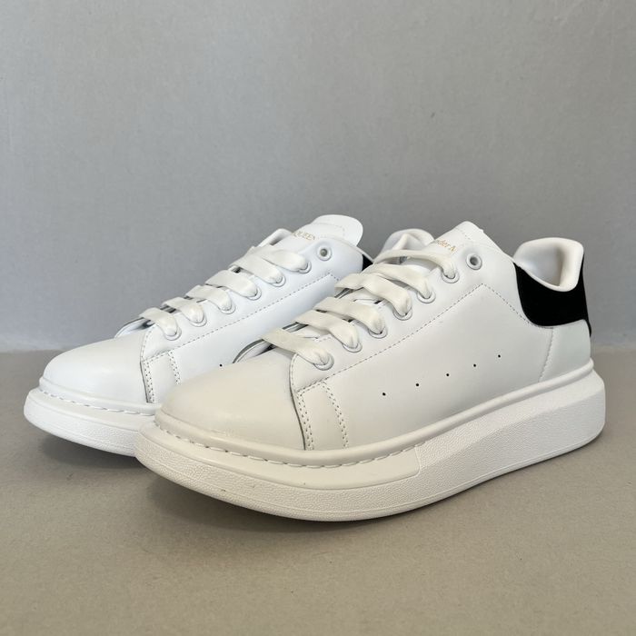 Alexander McQueen "White Black Tail"! НОВИ!