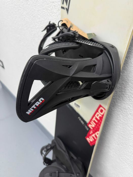 placa snowboard nitro prime L158cm