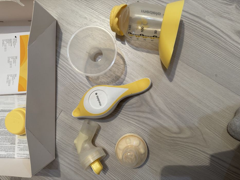 Молокоотсос ручной Medela Harmony