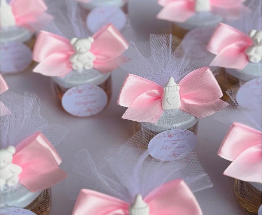 Подаръци за гости / бурканчета с мед - погача, кръщене, сватба, бал