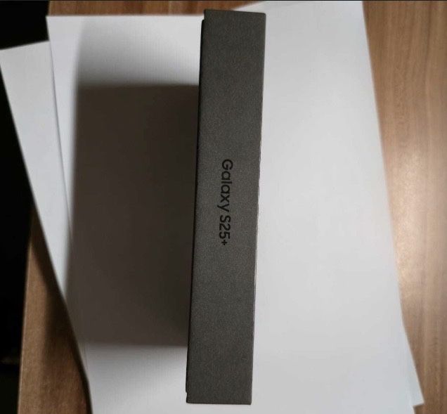 Samsung S25+ sigilat