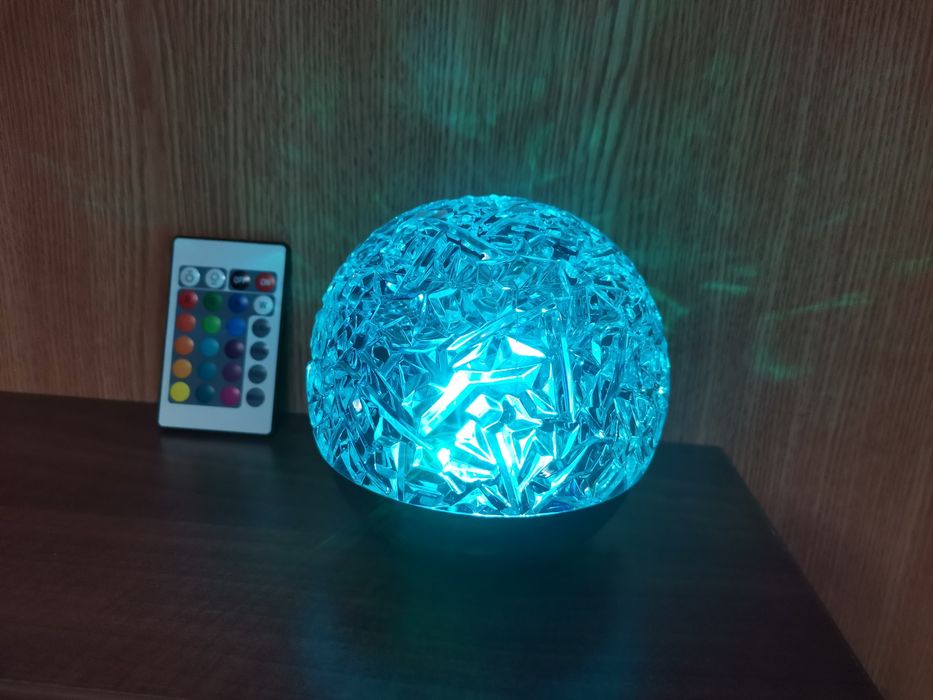 Lampa de veghe, aproape nouă