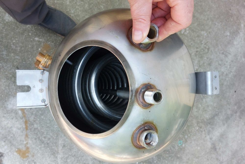 Boiler inox,cu serpentina fix inox de 48 l .