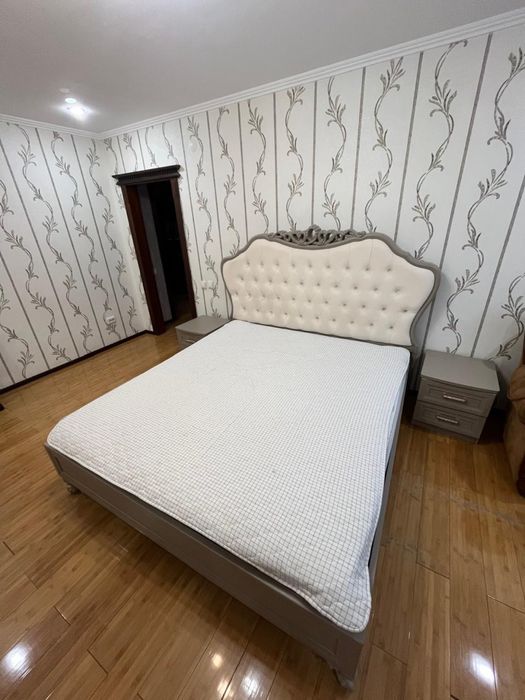 Кровать для спальни