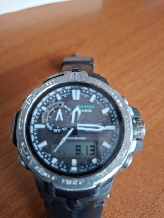 Casio pro trek солар