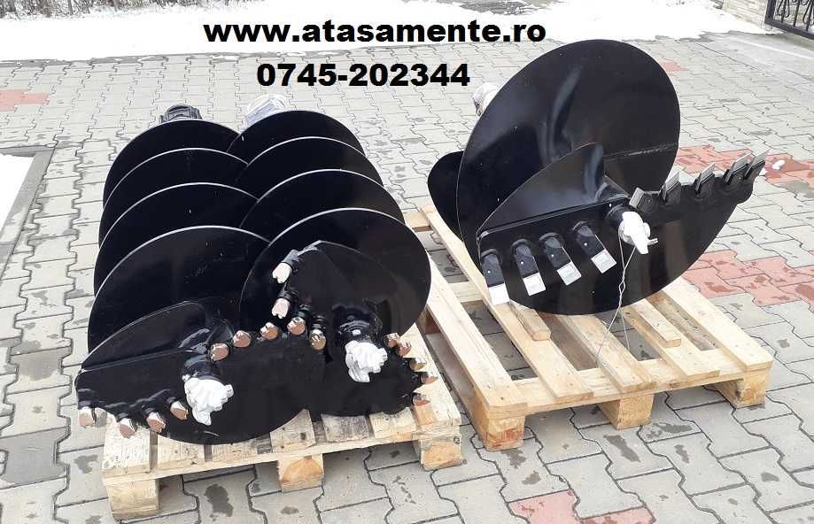 Burghiu de pamant hidraulic Bobcat, Gehl, Komatsu, CAT