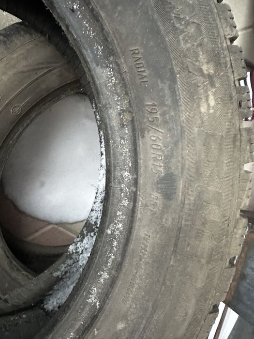 Продам зимний шина