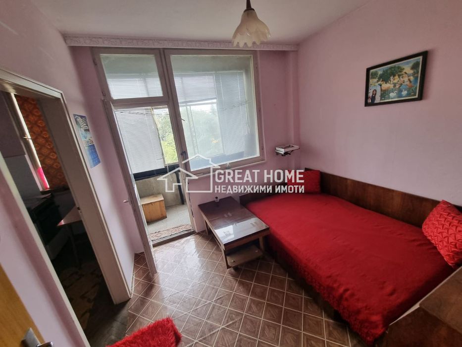 Център ! Втори Етаж ! Тристаен !