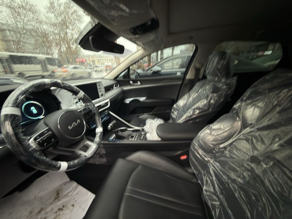 Kia K5 full 2023 yil