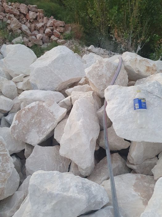 белий камен (ок тош]