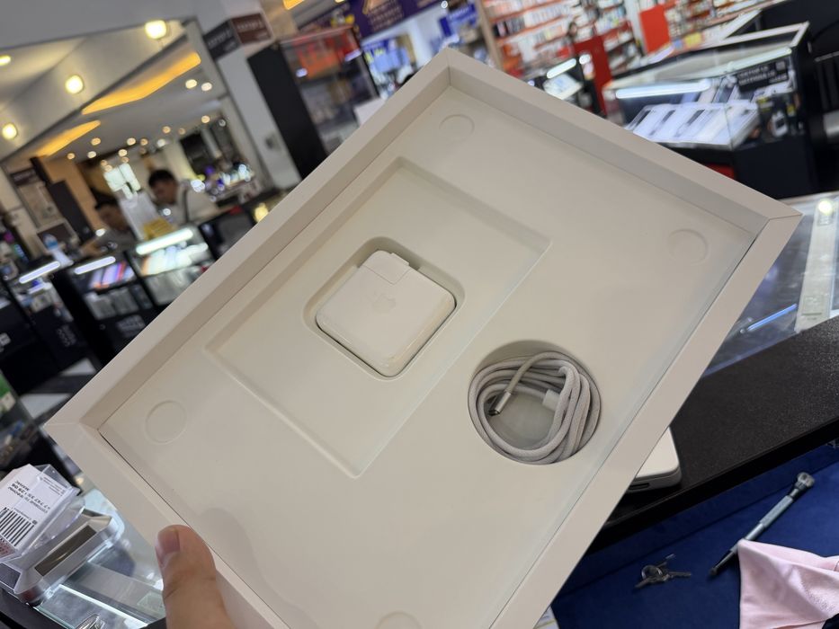 MacBook в хорошем состояни
