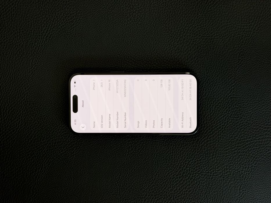 Отличен iPhone 16 - 99 цикъла