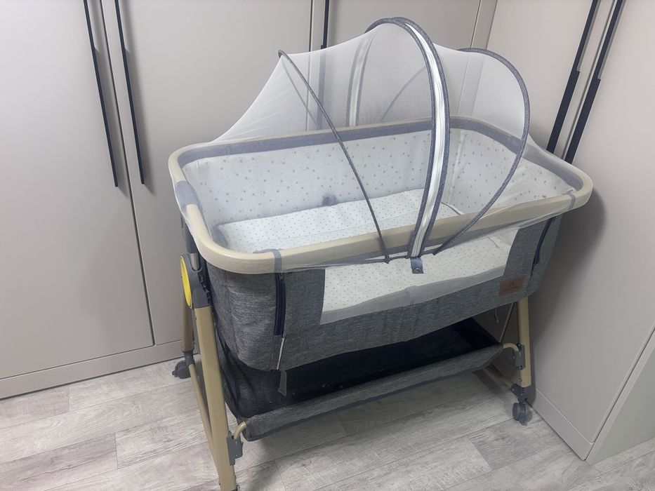 Продается детская кровать люлька