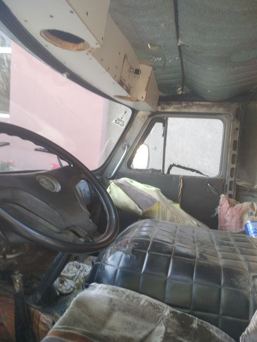 Uaz Holati yaxshi Oladiganlar bulsa tel qilsin