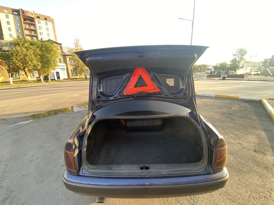 Продам ауди 100с4