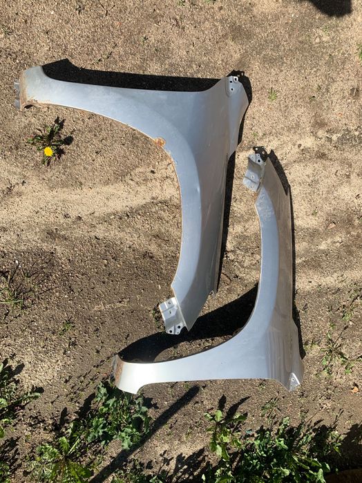 Калник и решетка за RAV4 2009г