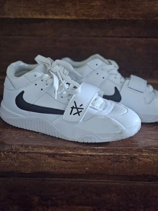 Женские кроссовки Nike 38р