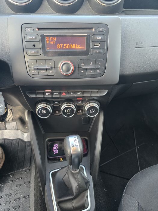 Vand dacia duster automat diesel